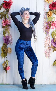 The Ladyhawke Legging makes the everyday "legging" into something spectacular. Fit to perfection these leggings will become a favorite go-to in your closet. Design Features: Waistband hits comfortably just under belly button Perfect hugs hips High rise to ensure perfect fit- yoga ready Moisture Wik Fabric for athletic high-performance activity Made in San Francisco, CA, USA Fabric Features: Available in 3 colors Red, Teal & Navy Crush Velvet. 90% Polyester, 10% Spandex. Fit: True to fit. Velvet Leggings Outfit, Teal Leggings, Everyday Leggings, Navy Leggings, Red Leggings, Velvet Leggings, Red And Teal, Closet Design, Crushed Velvet