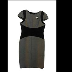 Nwt Club Monaco Patmos Woolblend Sheath Gray/Black Sleeveless Dress Size 12 249$. This Club Monaco Sheath Dress Is Made From Two-Tone Suiting, Offering A Refined Take On Colorblocking. Hidden Back Zip. Cap Sleeves. Lined.Fabric: Mixed Suiting.Shell: 59% Wool/26% Polyester/14% Viscose/1% Elastane.Lining: 100% Polyester.Dry Clean Length 42” Pit To Pit 19.5” Hips 20.5” Shoulders 20” C7 Fitted Color Block Work Dresses, Fitted Color Block Dress For Work, Color Block Fitted Dress For Work, Black Color Block Dresses For Work, Club Monaco Dress, Black Sleeveless Dress, Club Monaco, Black Sleeveless, Sheath Dress