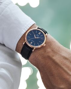 Iwc Portofino, Iwc Schaffhausen, Mediterranean Lifestyle, Timeless Watches, Iwc Watches, Guys Clothing Styles, Hand Watch, Mens Accessories Fashion, Gold Case