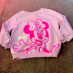 Disney Cute Pullover Sweatshirt Size 6 Nwot Long Sleeve Character Print T-shirt For Disney Trips, Pink Cotton Minnie Mouse Tops, Casual Pink Minnie Mouse Top, Fun Pink Minnie Mouse Top, Cute Pink Mickey Mouse Tops, Cute Pink Mickey Mouse Top, Pink Cartoon Print Top For Disney Fan Events, Playful Pink Top For Disney Fan Events, Casual Pink Mickey Mouse Top