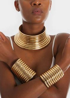 Amarillo Oro Collar Poliresina Embellished #The #Statement #a #JewelryAddict #Style #of #Jewelry #Chunky #Making #Allure #JewelryLovers African Traditional Jewellery, Gold African Jewelry, African Jewelry Necklaces, African Gold Jewelry, Thigh Jewelry, Africa Jewelry, Gold Statement Jewelry, Golden Accessories