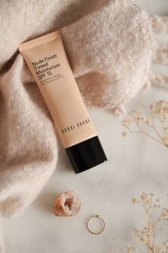 Bobbi Brown Nude Finish Tinted Moisturizer SPF 15 Brown Product Photography, Moisturizer Photography, Product Mockup Design, Commercial Photography Product, Ad Photography, Mockup Product, Packaging Label Design