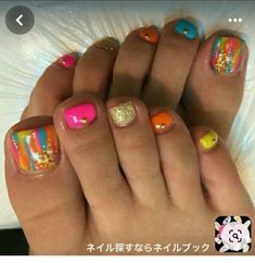 Easy Toenail Painting Ideas, Painted Toes Toenails, Orange Toe Nails, Purple Toe Nails, Easy Toe Nail Designs, Nail Polish Shades, Pedicure Designs Toenails, Toenail Designs, Pedicure Nail Designs