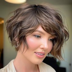 Wavy Pixie Bob with Side Bangs Wavy Pixie Bob, Pixie Bob Haircut With Bangs, Bob Side Bangs, Bangs For Curly Hair, Bob With Side Bangs, Wavy Angled Bob, Short Side Bangs, Short Wavy Hairstyles, Pixie Bob Hairstyles