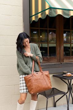 Le Marché Tote Casual Travel Satchel With Double Handle, Casual Brown Travel Laptop Bag, Casual Brown Laptop Bag For Travel, Rectangular Shoulder Bag With Pockets For Fall, Brown Laptop Bag With Pockets For Everyday Use, Fall Shoulder Bag With Pockets, Casual Diaper Bag With Removable Pouch And Double Handle, Casual Diaper Bag With Removable Pouch For Daily Use, Casual Double Handle Satchel For Everyday Use