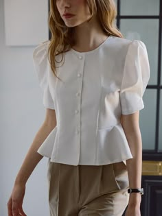 Puff Top Outfit, Blouses Formal, Formal Skirts, Formal Blouses, Modern Tailoring, Vest Outfits For Women, Bold Aesthetic, Jeans Outfit Fall, Fabulous Outfits