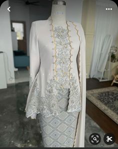 Nikah Wedding, Batik Dress Modern, Kebaya Modern Dress, Kebaya Dress, Fashion Sketches Dresses, Batik Fashion, Muslim Fashion Dress