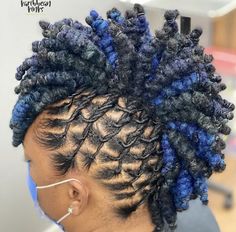 Locs Hairstyles For Women Short Mohawk, Dreadlock Mohawk Women, Loc Knots Styles, Loc Mohawk, Dreadlocks Journey, Loc Knots, Loc Ideas, Hairstyles Female