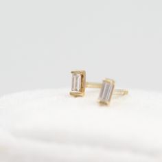 Dainty and classic, the baguette earrings are the perfect studs to add to your collection. The step-cut lab-grown diamonds add a touch of intrigue to these understated earrings. Details: 14k white, yellow, or rose gold, or platinum 0.375ct total weight — lab-grown diamonds Baguette Earrings, Baguette Earring, Step Cut, Rose Gold Color, Gold Platinum, Or Rose, Lab Grown, Lab Grown Diamonds, Gold Color