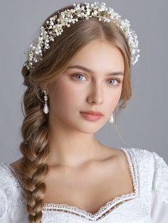 las mejores modelos con un luck único. Bridal Hair Updo, Girl Haircut, Bridal Makeup Looks, Bride Makeup, Haircuts With Bangs, Summer Makeup, Medium Length Hair Cuts, Beauty Face, Pretty Face