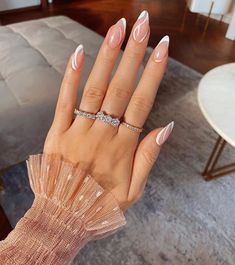 Nude Nail Designs, Almond Nails Designs, Nail Swag, Hot Nails, Pretty Acrylic Nails, Chic Nails