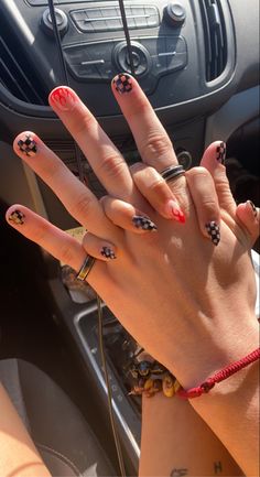 Mens Flame Nails, Black And Red Nails Ideas Short, Red Checkerboard Nails, Acrylic Nails For Guitar Players, Red And White Checkered Nails, Paramore Nails, Black And Red Short Nails, Flame Nails Short, Black White Red Nails