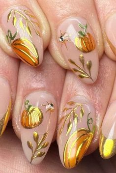 Whether you’re into a seriously witchy design or simply want to keep things autumnal chic, your nail design options are pretty much endless. To help you brainstorm the perfect Halloween nails, we’re showcasing some of our favorite Halloween nail designs. #holiday  #holidayhowto #holidayinspiration #holidayparty #holidaynails Scarecrows Nails, Pumpkin Nail, Pumpkin Nail Art, Orange Nail Polish, Simple Fall Nails, Chrome Nails Designs, Cute Halloween Nails, Pumpkin Nails, October Nails