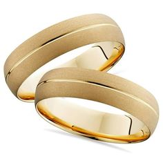 two yellow gold wedding bands with rounded edges, set on each other's sides