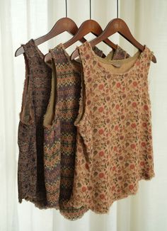 Grandma Chic Fashion, Goblincore Clothes, Grandma Style, Earthy Outfits, Neue Outfits, Irregular Hem, Mode Inspo, New Outfits, Diy Clothes