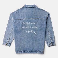 Mom Denim, Denim Jacket Women, Unique Outfits, New People, Blue Jacket, Look Chic, Bridal Wedding, Party Favor, Bachelorette Party