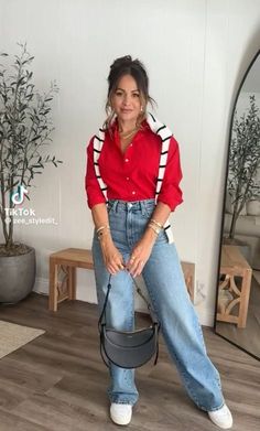 Shirt Outfits Women Casual, Shirt Outfits Women, Red Shirt Outfits, Red Shoes Outfit, Outfits Women Casual, Casual Oufits, Shirt Outfits, Red Pants, Fashion Mistakes