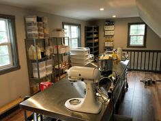 the kitchen is clean and ready to be used as a storage area for many items