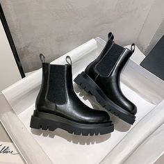 Naruto Jewelry, Black Leather Shoes Women, Cheap Ankle Boots, Boots 2020, Boots Female, Chunky Heel Boots, Preppy Shoes, Trendy Boots, Chelsea Boots Women