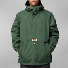 Classic anorak in G-1000 for winter activities and everyday use. Rain Coat Men, Trekking Jacket, Water Resistant Jacket, Laptop Shoulder Bag, Hunting Jackets, Coat Men, Hiking Shirts, Go Hiking, Jacket Parka