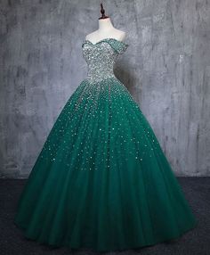 Grad Dresses Ball Gowns, Lavender Prom Dress Long, Green Ball Gown, Gown Green, Evening Dress Beaded, Lavender Prom Dresses, Sweet 16 Dress, Fancy Clothes, Blue Ball Gowns