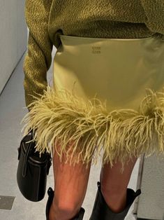 Miumiu Skirt, Girls World, Outfit Style, Fashion Fits, Green Aesthetic, Coco Chanel, Fashion Killa