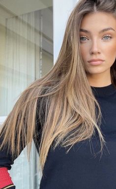 Balayage On Pale Skin, Brunette Hair Pale Skin, Olive Skin Hair, Brown Hair And Grey Eyes, Blonde Hair Pale Skin, Light Brunette Hair, Hair Pale Skin, Lorena Rae, Medium Blonde Hair