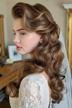 1940s Half Up Half Down Hair, Long Curled Wedding Hair, Vintage Curls Long Hair, 60s Curls, 1950s Wedding Hair, Easy Down Hairstyles, Wedding Hairstyles Front View, Mermaid Wedding Hair, Hollywood Waves Wedding