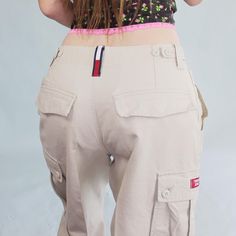 Cargo Pants by Tommy Jeans! Vintage Y2k 👖 Khaki pants with lots of sick Tommy brand details! 🤎 Size 31x30" Super Rare style from 2002 Waist: 32 1/2" Hips: 42 1/2" Rise: 23" Length: 29 3/4" #y2k #2000s #y2kpants #y2kstyle #y2koutfit #preppy #baggypants #cargopants #aughts Y2k Cargo Pants, Tommy Jeans, Y2k 2000s, Cargo Shorts, Cargo Pants, Khaki Pants