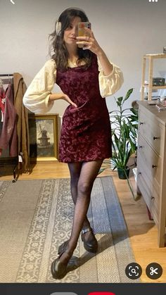 Witchy Academia Outfit, Dark Cottagecore Outfits, Purple Dress Aesthetic, Short Dress Outfit, Purple Dress Outfits, Velvet Dresses Outfit, Whimsigoth Aesthetic, Witchy Outfits, Dark Purple Dresses