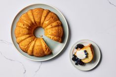 This Million Dollar Pound Cake Recipe Is the Most Divine Dessert Easy Potluck Desserts, Million Dollar Pound Cake, Easy Potluck, 10 Inch Cake, Potluck Desserts, Sweetened Whipped Cream, Basic Cake, Pound Cake Recipe, Vanilla Whipped Cream