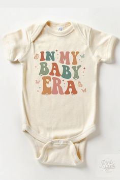 Funny baby gifts: In my baby era Swiftie onesie from Pint Sized Premium Baby Onesie Ideas, Baby Onsies Ideas, Baby Onsies Funny, Actually Funny, Laughing Baby, Funny Onesie, Funny Baby Onesie, Funny Baby Gifts