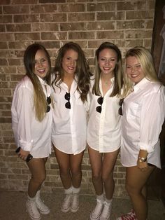 35 Cutest, Craziest & Coolest Group Halloween Costumes for your Girl Squad - Hike n Dip Risky Business Costume, Costumes For Teenage Girl, College Halloween Party, Easy College Halloween Costumes