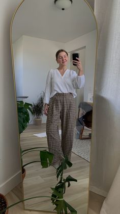 White top, plaid pants Neutral Outfit, Plaid Pants, White Top, White Tops, Plaid, Pants, White, Trousers