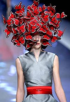 Inspired by one of the most iconic hats of the 21st century, the Alexander McQueen Haute Couture red butterfly runway headpiece made by Philip Treacy. Please read carefully! Please contact me before ordering. It can be made in any color or combination of color, but it might take up to a month to make. If you need it faster, I might be able to oblige. It is large, but it only weighs a couple of ounces. This is not uncomfortable to wear since it is perfectly balanced on top of your head. I test wo Philip Treacy Hats, Haute Couture Style, Best Fashion Designers, Philip Treacy, Fashion Designers Famous, Stylish Winter Outfits, Grunge Dress, Dress Sketches, Famous Fashion