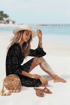 Color: Black, Size: M Lace Beach Dress, Beach Cover Up Dress, Beach Coverup Dress, Suit Swimsuit, Womens Dress Suits, Beach Dresses Summer, Estilo Chic, Mini Robes, White Swimsuit