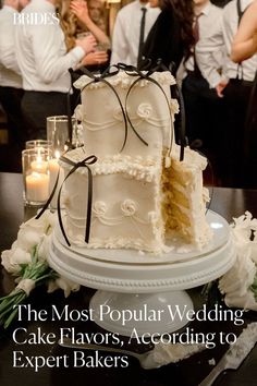 the most popular wedding cake flavors according to expert bakers