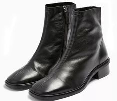 Chelsea Leather Boots, Black Flat Boots, Flat Leather Boots, Zip Up Boots, Ugly Shoes, Boots Heel, Leather Boots Heels, Denim Dresses, Black Leather Flats