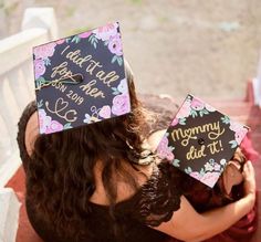 mother graduating from college while hugging her daughter, both are wearing custom decorated graduation caps Mommy Did It Graduation Cap, It Graduation Cap, Nursing Puns, Bsn Graduation Cap, High School Graduation Cap Designs, Quotes For Graduation Caps, Graduation Hat Designs, Bachelor Of Science In Nursing, Graduation Cap Ideas