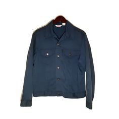 Vintage 60s 70s Levis Big E Corduroy Type 3 Trucker Jacket Navy Sz 42. Condition Is Pre-Owned. Shipped With Usps Priority Mail. Measurements Length 24 Pit To Pit 21 Sleeves 24. 70s Levis, Trucker Jacket, Vintage 60s, Vintage Levis, Type 3, Priority Mail, Blue Man, Shirt Jacket, Mens Jackets