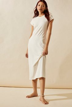 Essential Slim Midi | Free People White Midi Dress Casual, Maxi Tee Dress, Free People Maxi, Bohemian Maxi Dress, White Midi, Free People Intimates, Midi Dress Casual, Mini Sweater Dress, White Midi Dress