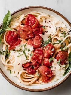 Pasta with Cherry Tomatoes and Garlic