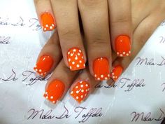 15 Chic Nail Designs Shimmer Nail Art, Polka Dot Nail Designs, Dot Nail Designs, Pedicure Designs Toenails, Nails Orange, Chic Nail Designs, Nail Shimmer