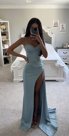 Prom Dresses With Brown Hair, Disney Inspired Dresses, Prom Planning, Prom Dresses Green, Dresses Amazon, Satin Evening Dress, Bridesmaid Satin, Cute Formal Dresses