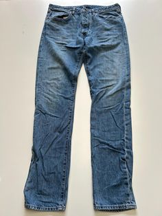 Mens/Ladies Levi Levis Strauss Jean  Red Tab  1990s vintage  Straight leg Fit  Zip Fly  Mid Stonewash Blue  Waist 34 inch Leg Length 33 inch 'Measurements are exact measurement of garmet' 'Due to the vintage nature of the product, stains or small marks can be apparent. Please check images' Item in excellent condition Levis Strauss, Levi Strauss Jeans, Vintage Nature, Levi Strauss, Mens Jeans, Levi's, Straight Leg, Display Homes, Mens Outfits