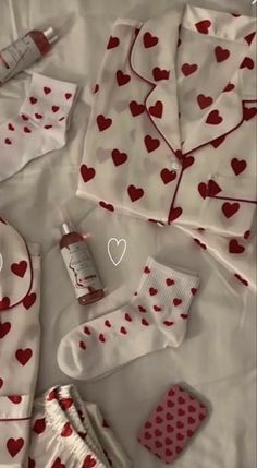 Lizzie Hearts, Cute Sleepwear, Cute Pajama Sets, Pink Girly Things, Cute Pajamas, Satin Pyjama Set, Red Aesthetic, Just Girl Things