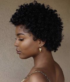 Big Chop Natural Hair, Short Natural Curly Hair, Curly Fro, Twa Hairstyles, Natural Hair Short, Hair Short Cuts, Natural Hair Cuts, Natural Hair Short Cuts