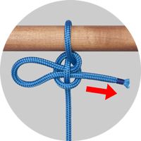 a blue rope with an arrow pointing to it