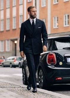 English Hunting Outfit, Dapper Gentleman Style, Smart Fashion, Stylish Mens Suits, Mens Smart Casual Outfits, Suits Men Business, Classy Outfits Men, Mens Fashion Inspiration