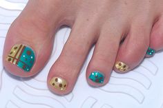 Toenail Polish Designs, Homemade Nail Polish, Toenail Art Designs, Easy Toe Nail Designs, Simple Toe Nails, Pedicure Colors, Nail Designs Pictures, Acrylic Nail Shapes